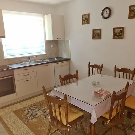 Apartment Zdena Kaštela
