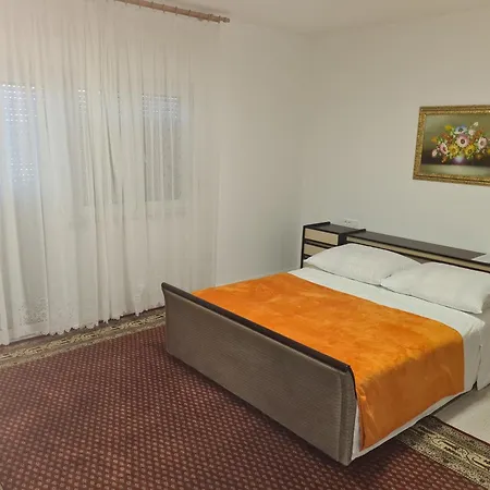 Zdena Apartment Kaštela